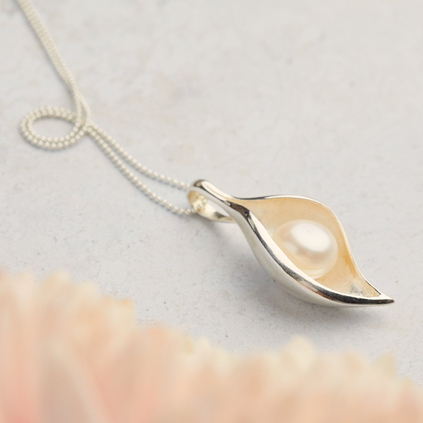 Venus Pearl Necklace Silver