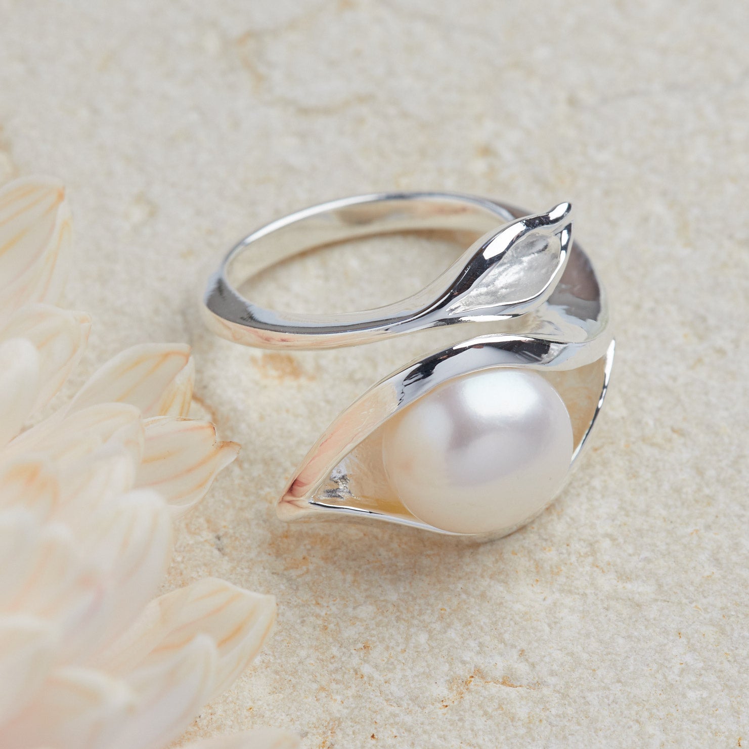 Venus Pearl Ring Silver